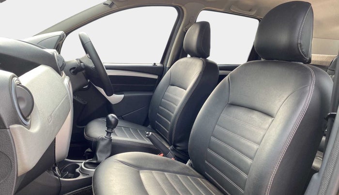 2014 Renault Duster 110 PS RXZ 4X4 MT DIESEL, Diesel, Manual, 1,05,355 km, Right Side Front Door Cabin