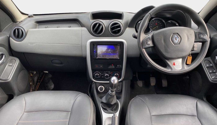 2014 Renault Duster 110 PS RXZ 4X4 MT DIESEL, Diesel, Manual, 1,05,355 km, Dashboard