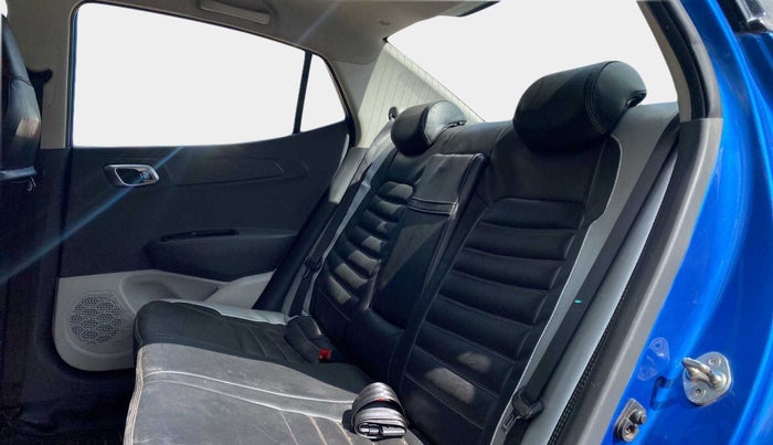 2020 Hyundai AURA SX PLUS 1.2 AMT, Petrol, Automatic, 74,849 km, Right Side Rear Door Cabin