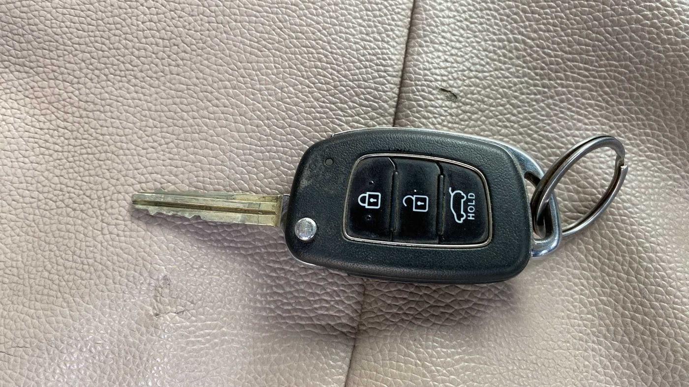 2019 Hyundai Elite i20 SPORTZ PLUS 1.2, Petrol, Manual, 63,047 km, Key Close Up