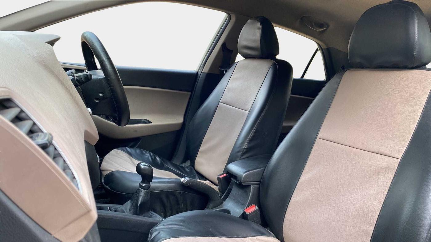 2019 Hyundai Elite i20 SPORTZ PLUS 1.2, Petrol, Manual, 63,047 km, Right Side Front Door Cabin