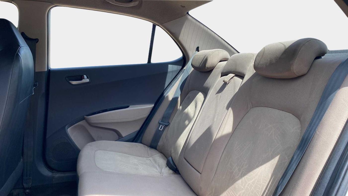 2014 Hyundai Xcent S 1.2, Petrol, Manual, 65,685 km, Right Side Rear Door Cabin