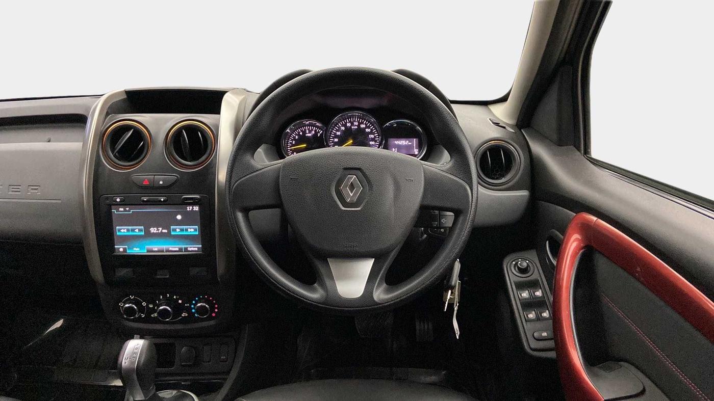 2017 Renault Duster RXS CVT, Petrol, Automatic, 44,242 km, Steering Wheel Close Up