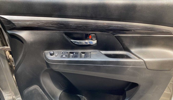 2021 Maruti XL6 ZETA AT, Petrol, Automatic, 44,837 km, Driver Side Door Panels Control