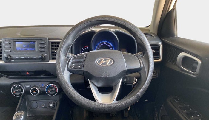 2019 Hyundai VENUE S 1.2, Petrol, Manual, 46,807 km, Steering Wheel Close Up