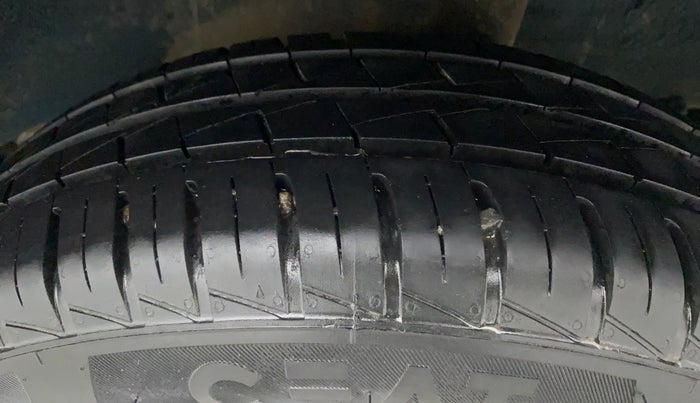 2022 Renault Kwid RXT 1.0, Petrol, Manual, 12,692 km, Left Rear Tyre Tread