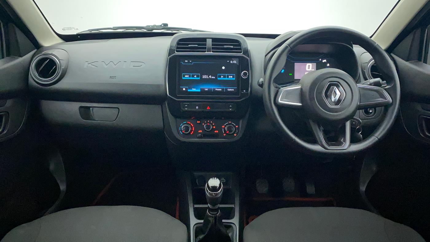 2022 Renault Kwid RXT 1.0, Petrol, Manual, 12,692 km, Dashboard
