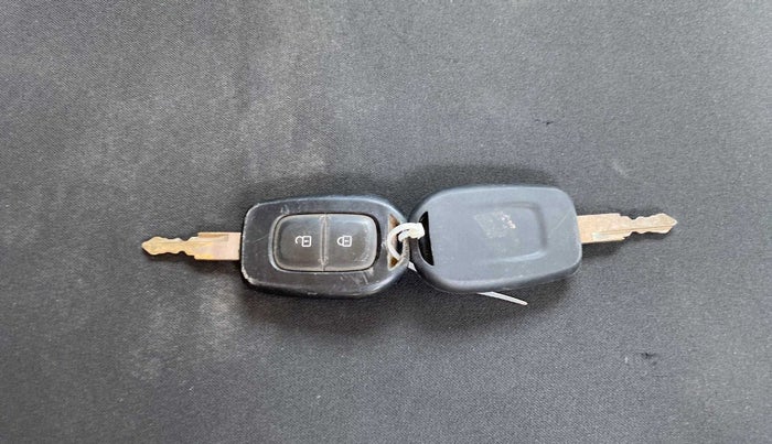 2018 Renault Kwid RXL, Petrol, Manual, 24,644 km, Key Close Up