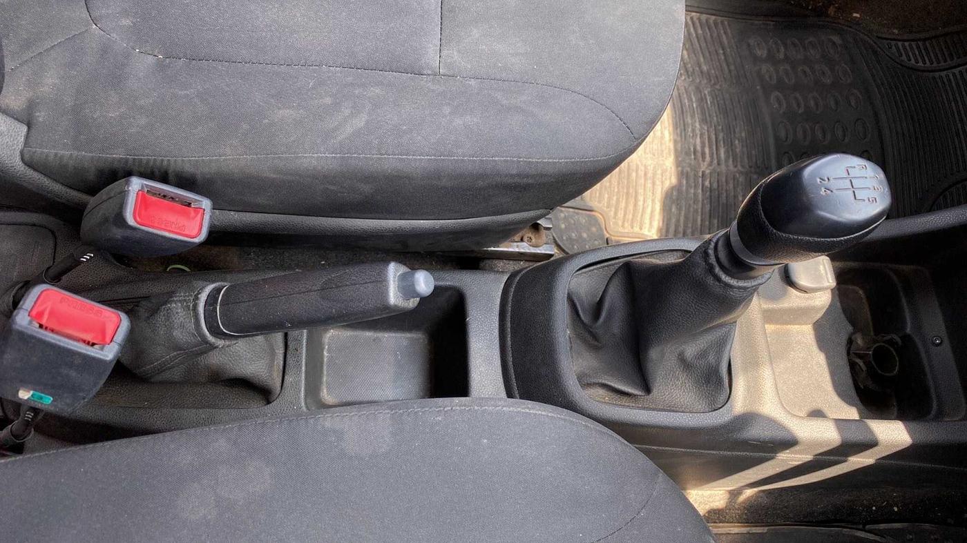 2018 Renault Kwid RXL, Petrol, Manual, 24,644 km, Gear Lever