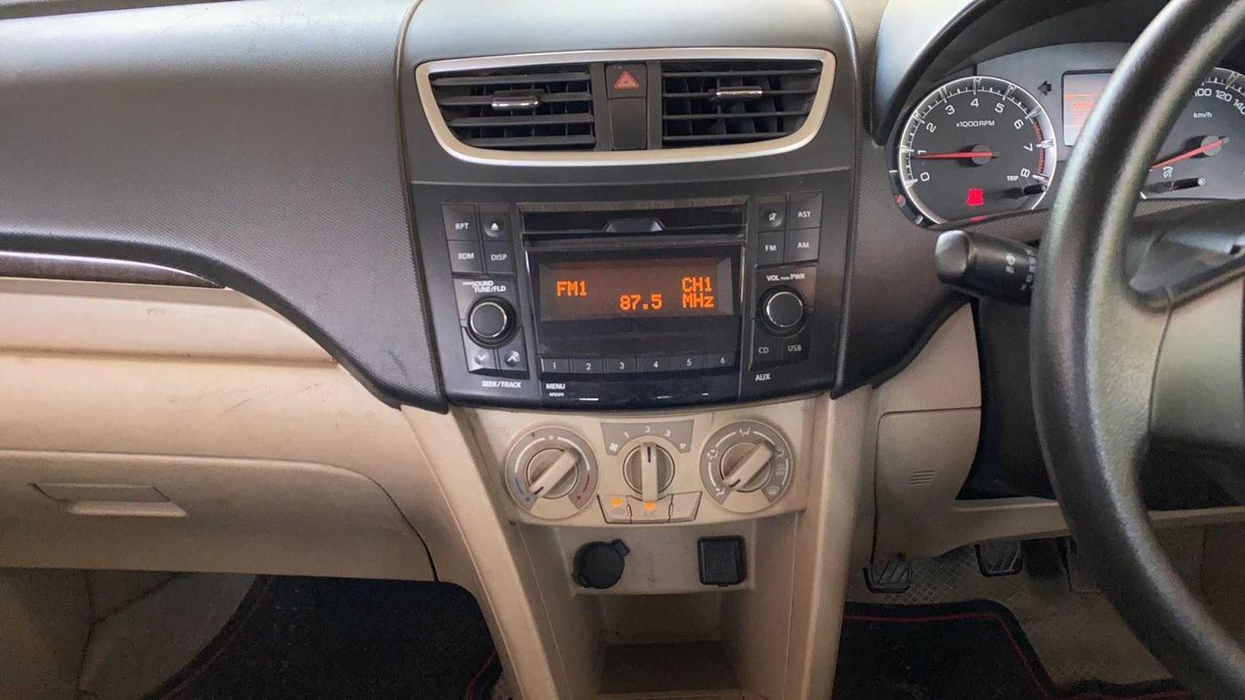 2016 Maruti Swift Dzire VXI (O), CNG, Manual, 34,781 km, Air Conditioner