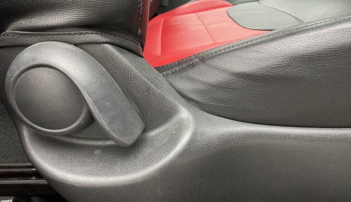 2017 Nissan Micra XL CVT, Petrol, Automatic, 69,527 km, Driver Side Adjustment Panel