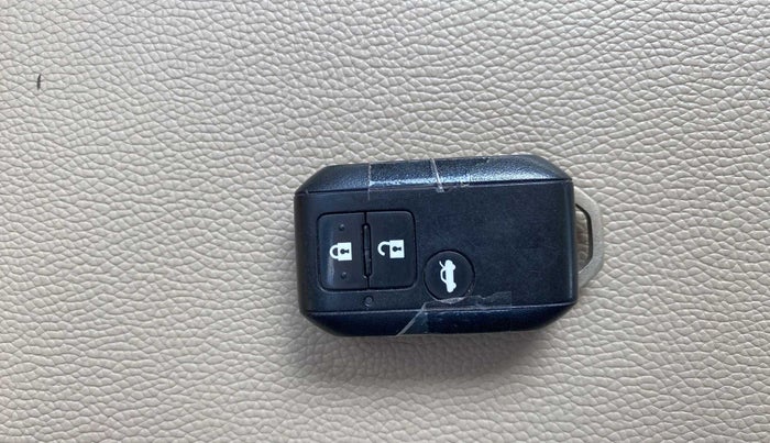 2022 Maruti Dzire ZXI Plus AMT, Petrol, Automatic, 9,369 km, Key Close Up