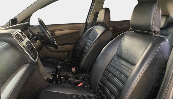 2016 Maruti Vitara Brezza VDI, Diesel, Manual, 64,422 km, Right Side Front Door Cabin