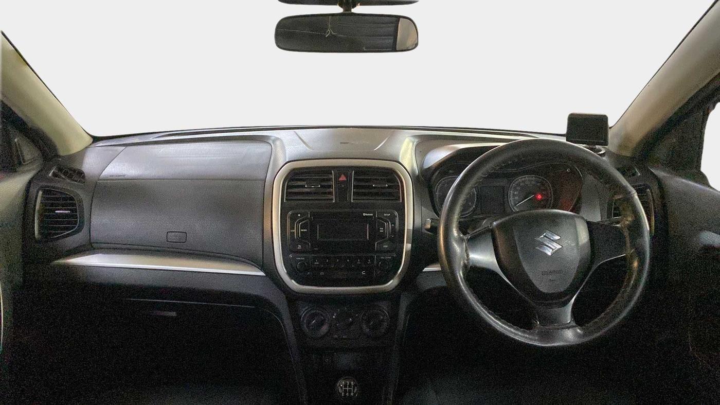 2016 Maruti Vitara Brezza VDI, Diesel, Manual, 64,422 km, Dashboard