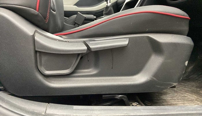 2021 Hyundai Creta EX 1.5 PETROL, Petrol, Manual, 18,623 km, Driver Side Adjustment Panel