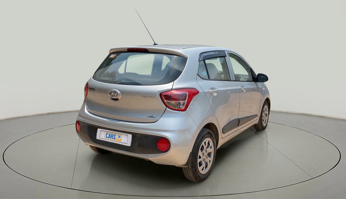 2017 Hyundai Grand i10 SPORTZ 1.2 KAPPA VTVT, Petrol, Manual, 38,401 km, Right Back Diagonal