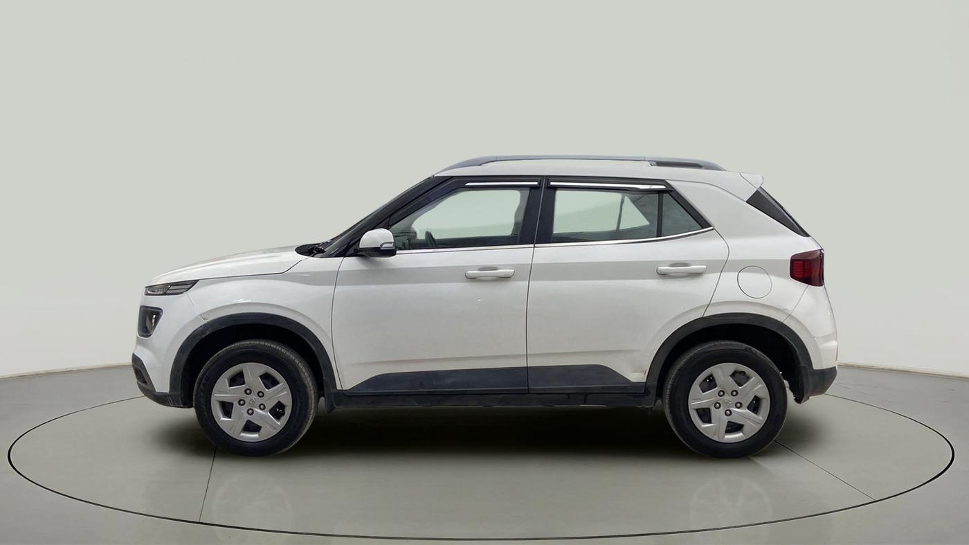 2021 Hyundai VENUE S+ 1.2, Petrol, Manual, 22,008 km, Left Side