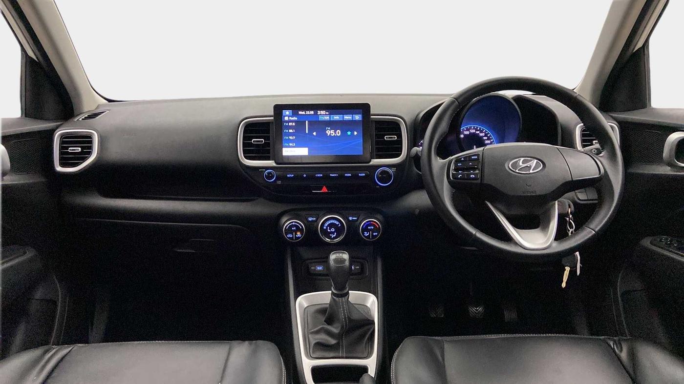 2021 Hyundai VENUE S+ 1.2, Petrol, Manual, 22,008 km, Dashboard