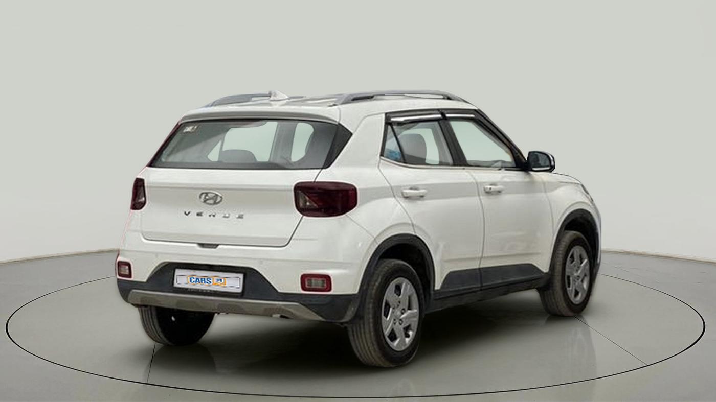 2021 Hyundai VENUE S+ 1.2, Petrol, Manual, 22,008 km, Right Back Diagonal