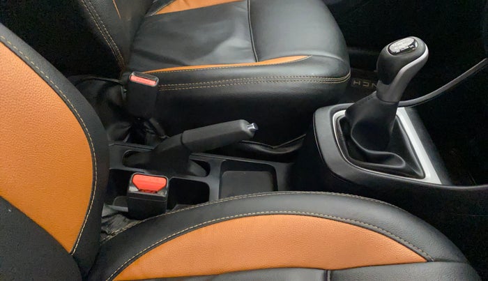 2021 Tata PUNCH CREATIVE  MT, Petrol, Manual, 38,054 km, Gear Lever