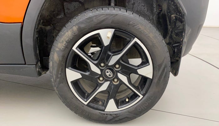 2021 Tata PUNCH CREATIVE  MT, Petrol, Manual, 38,054 km, Left Rear Wheel