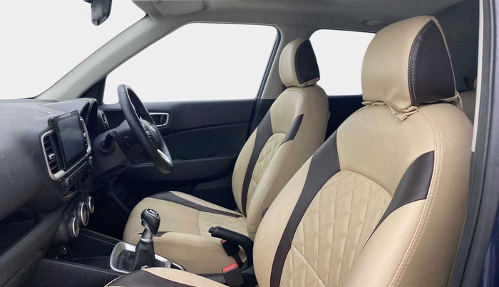 2020 Hyundai VENUE SX 1.0 TURBO, Petrol, Manual, 51,652 km, Right Side Front Door Cabin
