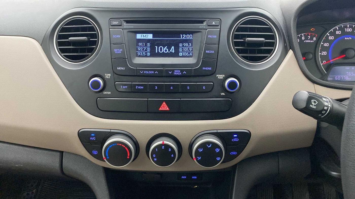 2015 Hyundai Grand i10 SPORTZ 1.2 KAPPA VTVT, CNG, Manual, 60,833 km, Air Conditioner