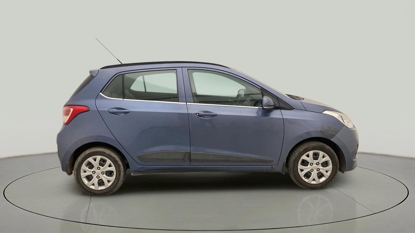 2015 Hyundai Grand i10 SPORTZ 1.2 KAPPA VTVT, CNG, Manual, 60,833 km, Right Side View