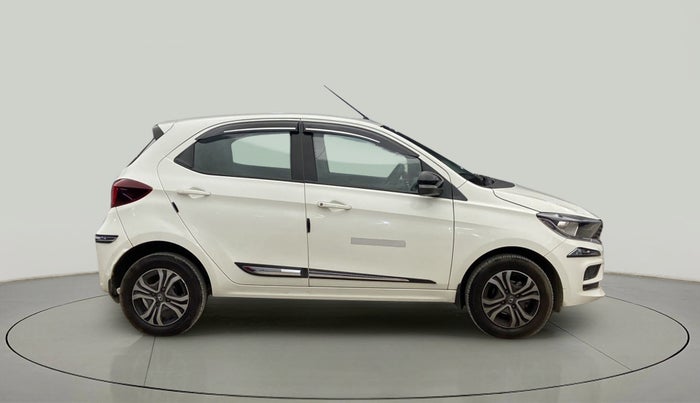2022 Tata Tiago XT CNG, CNG, Manual, 19,440 km, Right Side View