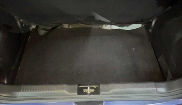 2018 Maruti Swift VXI, Petrol, Manual, 42,685 km, Boot Inside