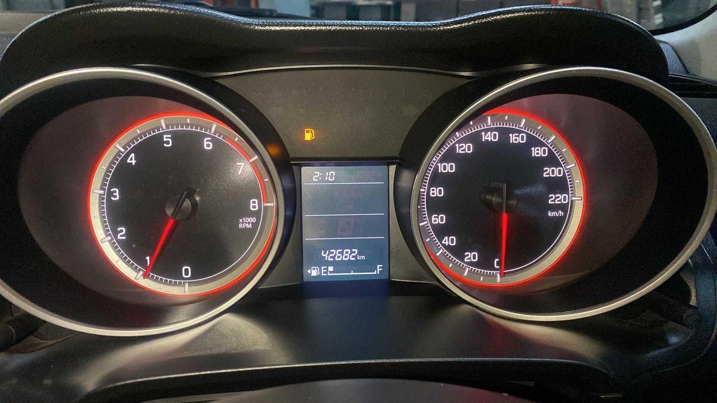 2018 Maruti Swift VXI, Petrol, Manual, 42,685 km, Odometer Image