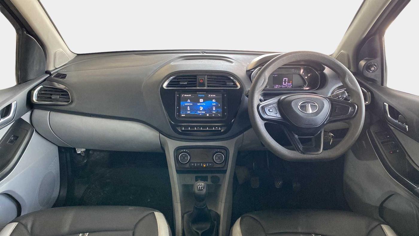 2020 Tata Tiago XZ PLUS PETROL, Petrol, Manual, 44,679 km, Dashboard