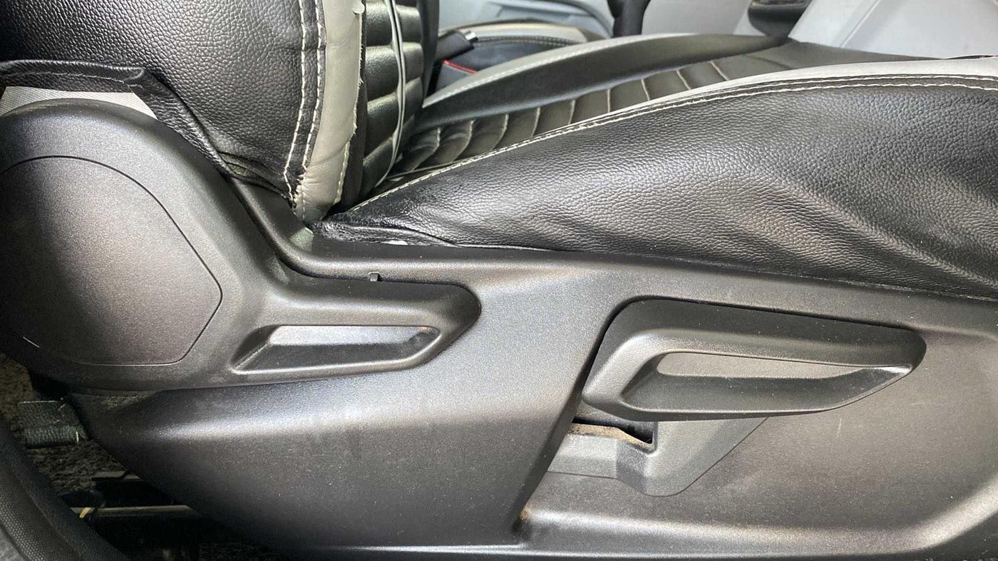2020 Tata Tiago XZ PLUS PETROL, Petrol, Manual, 44,679 km, Driver Side Adjustment Panel