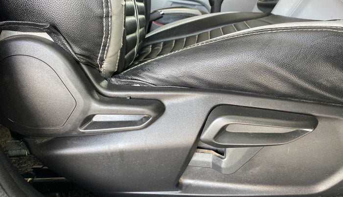 2020 Tata Tiago XZ PLUS PETROL, Petrol, Manual, 44,679 km, Driver Side Adjustment Panel