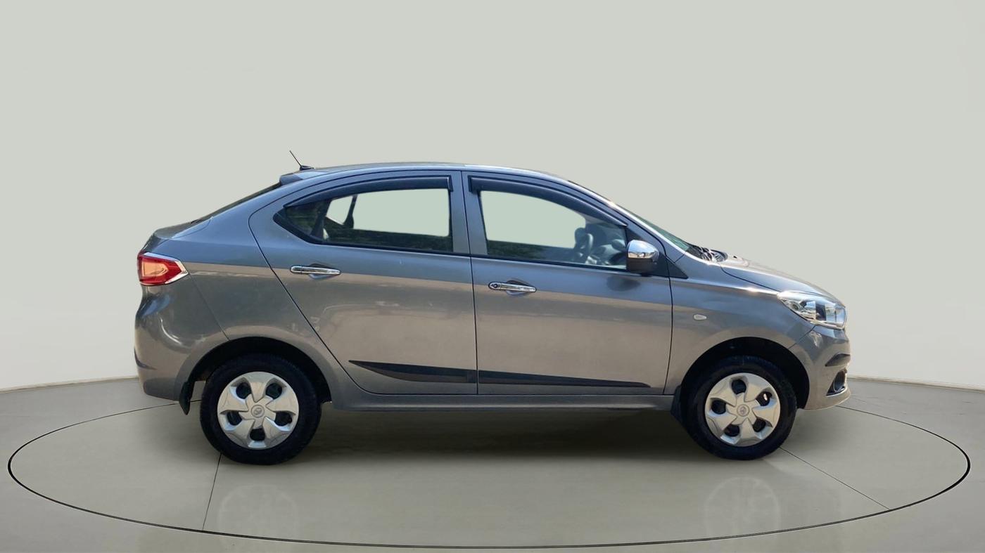 2018 Tata TIGOR XM PETROL, Petrol, Manual, 33,354 km, Right Side View