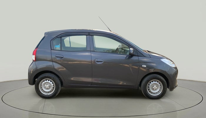 2022 Hyundai NEW SANTRO MAGNA, Petrol, Manual, 32,757 km, Right Side