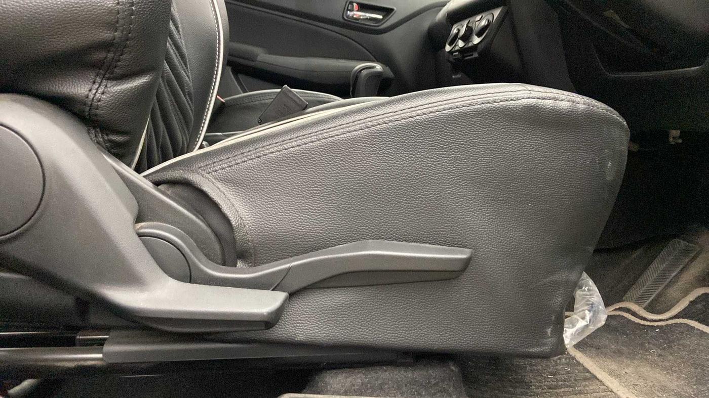 2023 Maruti Swift VXI AMT, Petrol, Automatic, 11,603 km, Driver Side Adjustment Panel