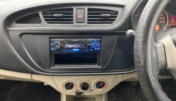 2019 Maruti Alto LXI, Petrol, Manual, 65,400 km, AC Unit - Directional switch has minor damage