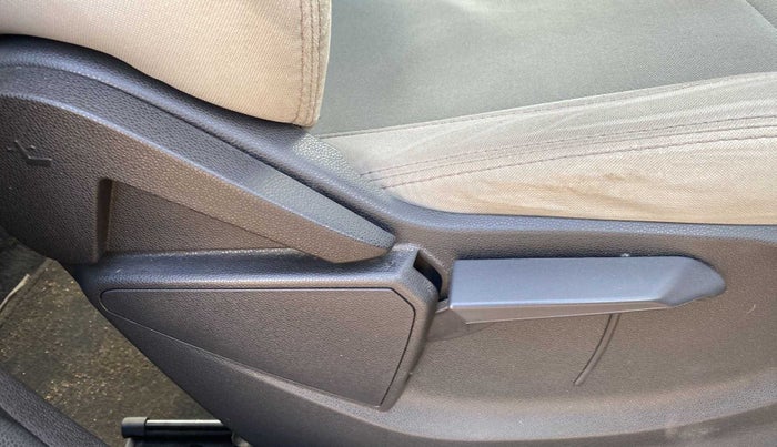 2016 Ford Ecosport TREND 1.5L PETROL, Petrol, Manual, 49,772 km, Driver Side Adjustment Panel