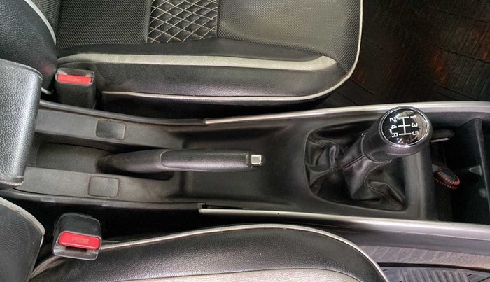 2017 Maruti Baleno ALPHA PETROL 1.2, Petrol, Manual, 99,026 km, Gear Lever