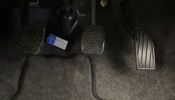 2017 Maruti Alto K10 VXI, Petrol, Manual, 20,217 km, Pedals