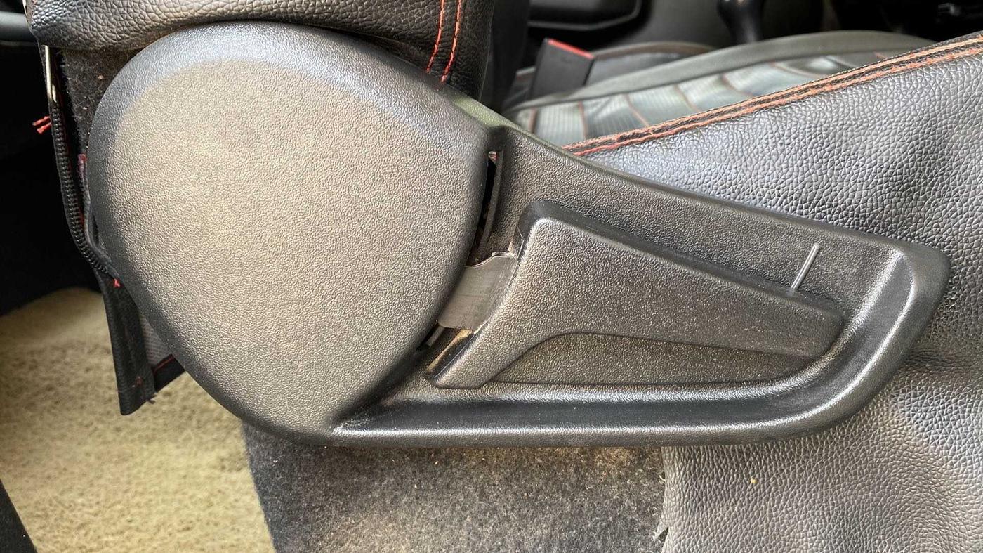 2021 Maruti S PRESSO VXI, Petrol, Manual, 47,006 km, Driver Side Adjustment Panel