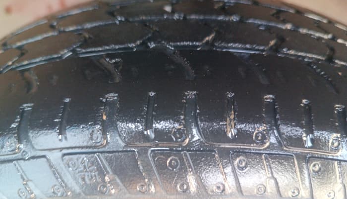 2016 Maruti Alto K10 VXI AMT, Petrol, Automatic, 26,705 km, Left Front Tyre Tread
