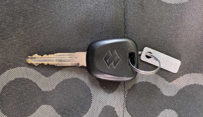 2015 Maruti Alto 800 LXI, Petrol, Manual, 26,074 km, Key Close Up