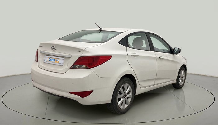2015 Hyundai Verna FLUIDIC 1.6 CRDI S 4S, Diesel, Manual, 1,01,301 km, Right Back Diagonal