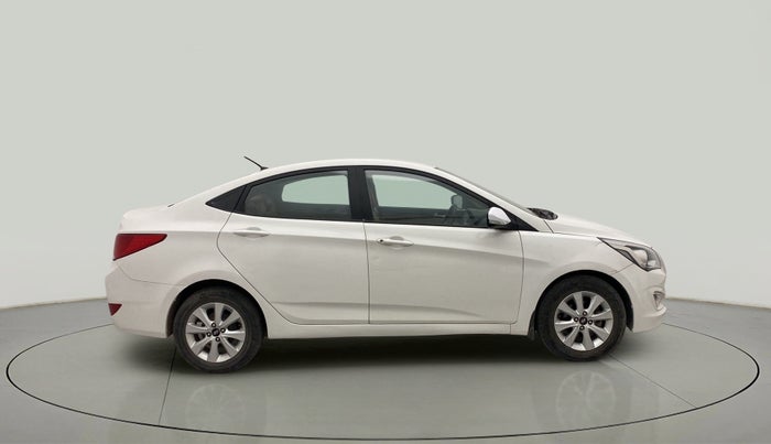 2015 Hyundai Verna FLUIDIC 1.6 CRDI S 4S, Diesel, Manual, 1,01,301 km, Right Side View