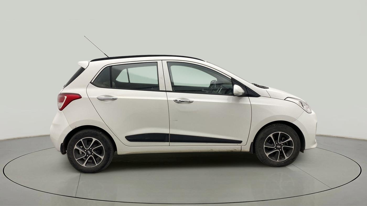 2017 Hyundai Grand i10 ASTA 1.2 KAPPA VTVT, Petrol, Manual, 62,980 km, Right Side View
