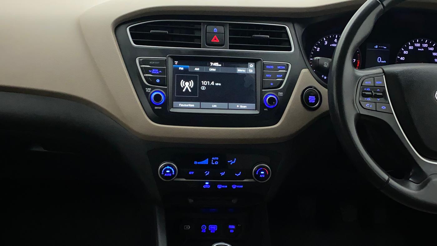 2019 Hyundai Elite i20 ASTA 1.2 (O), Petrol, Manual, 28,713 km, Air Conditioner