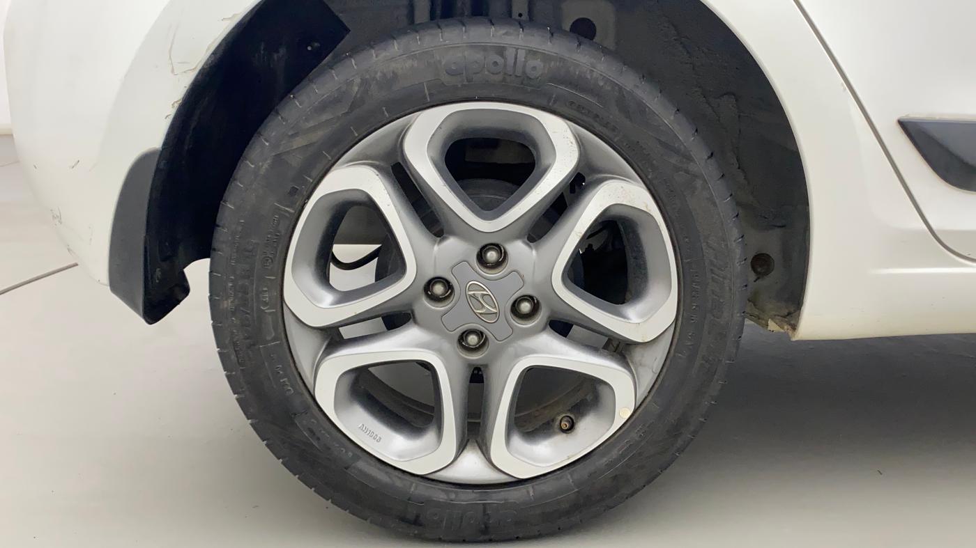2019 Hyundai Elite i20 ASTA 1.2 (O), Petrol, Manual, 28,713 km, Right Rear Wheel