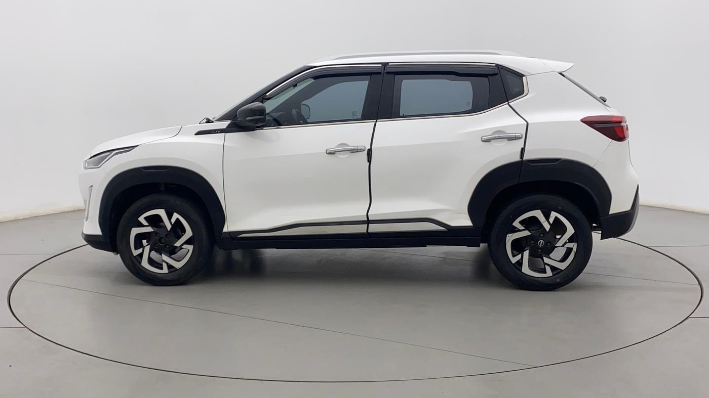 2021 Nissan MAGNITE XV PREMIUM, Petrol, Manual, 24,699 km, Left Side